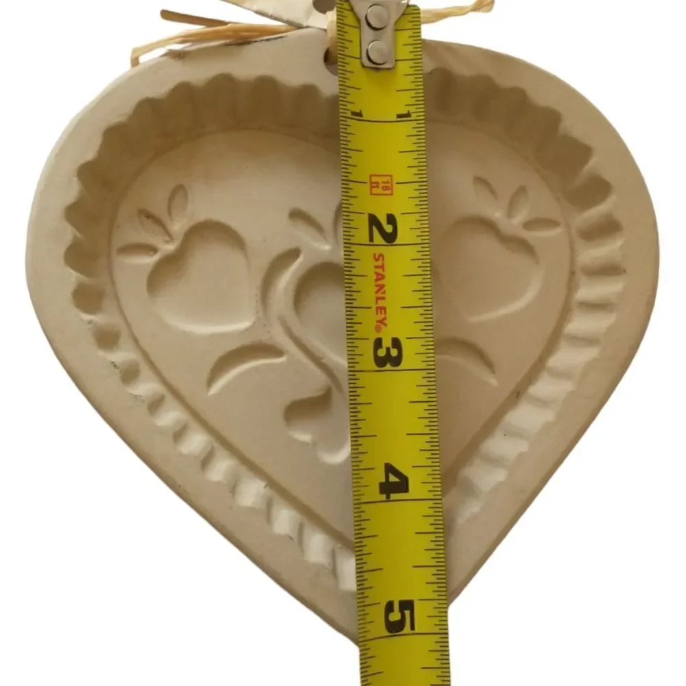 Superstone Sassafras heart shaped